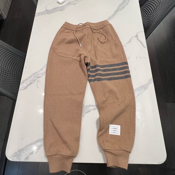 Thom Browne cashmere set - Picture 7 of 12